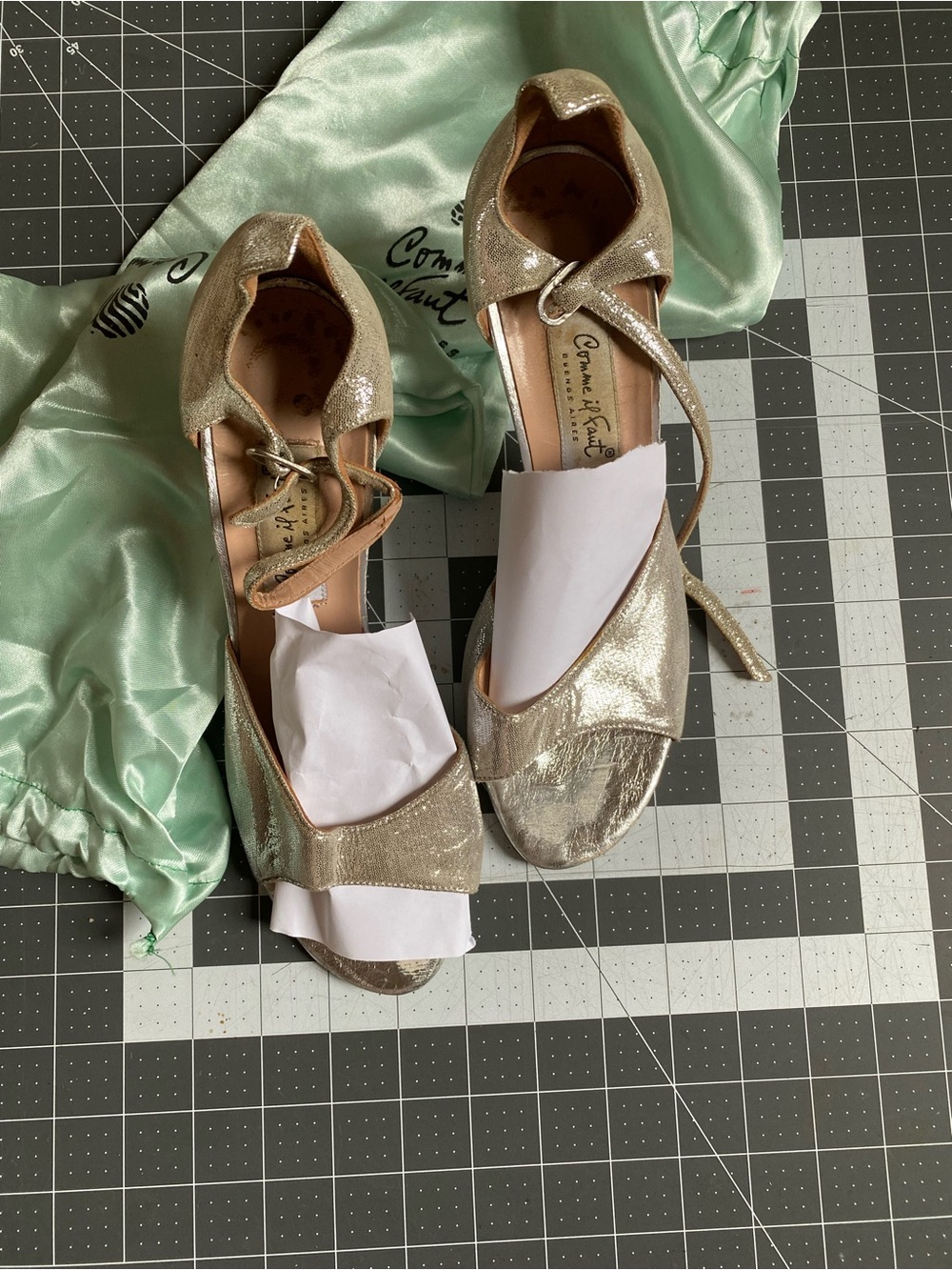 Commme Il Faut Tango Silver Suede, Ankle-Tie, Peep-Toe, Patent Heels 40